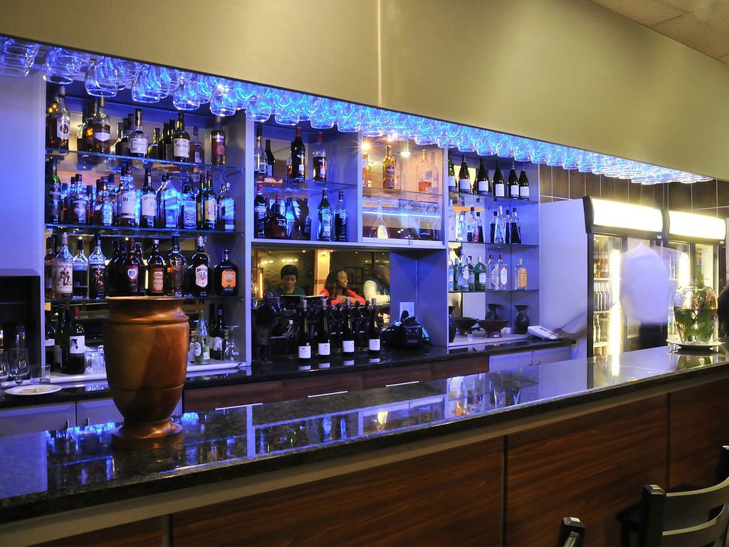 2Ten Hotel Sibasa Екстериор снимка